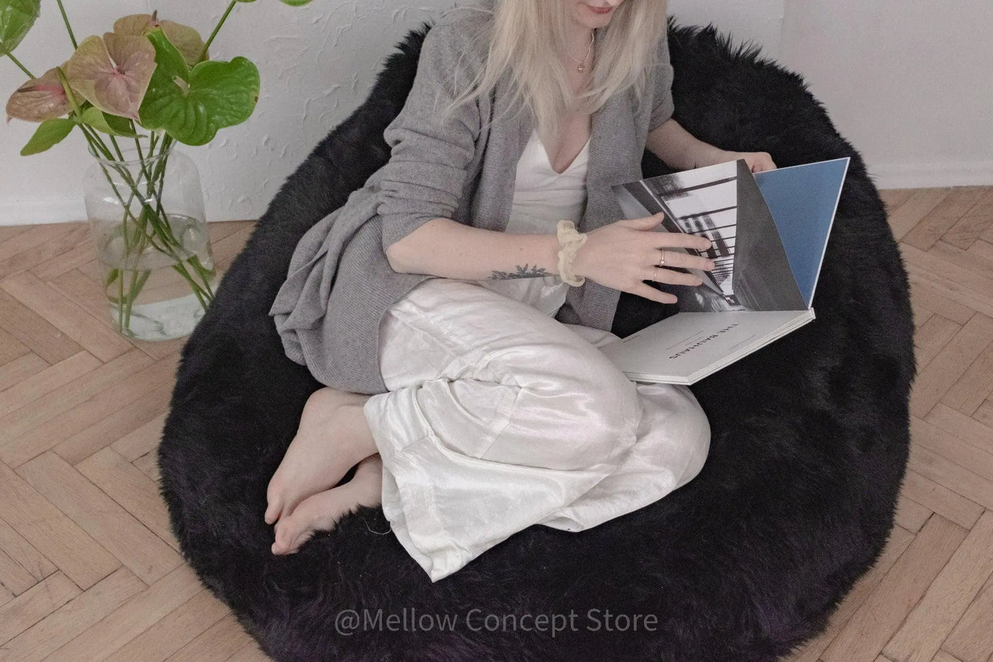 Natural Sheepskin Beanbag - Black-4