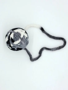 Kitty Cat Yarn Ball-3