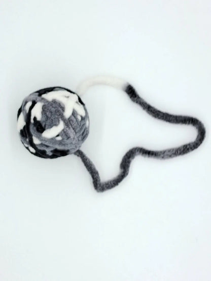 Kitty Cat Yarn Ball-3